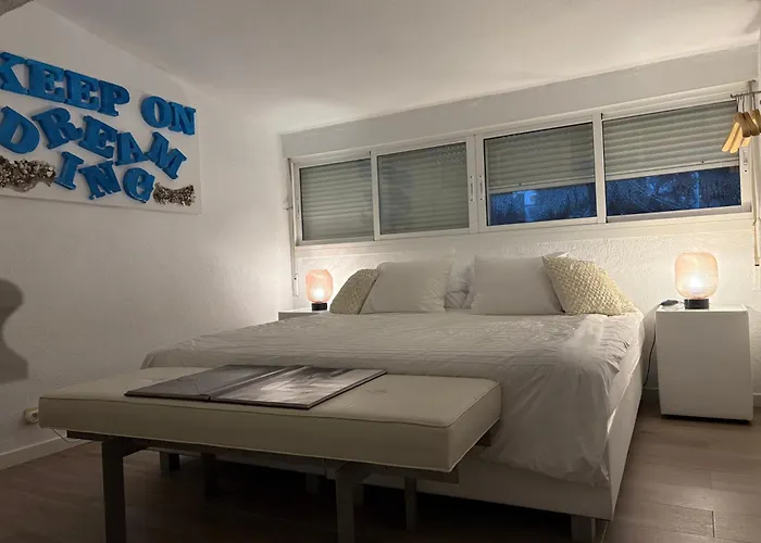 Casa Aldea De La Gitana Εστεπόνα